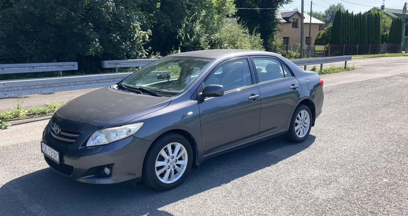 Toyota Corolla cena 18000 przebieg: 270000, rok produkcji 2008 z Trzebnica małe 92